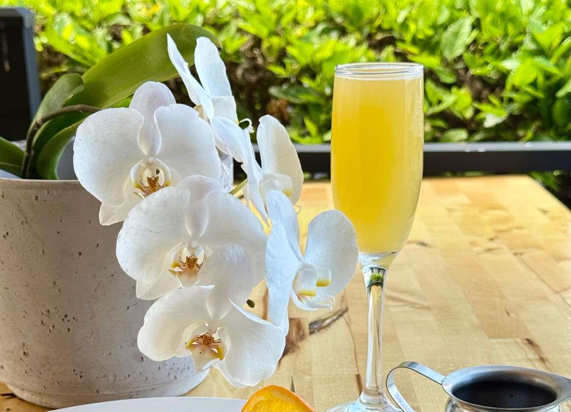 Weekend Brunch in Kona & Hilo — New Menu, $5 Mimosas